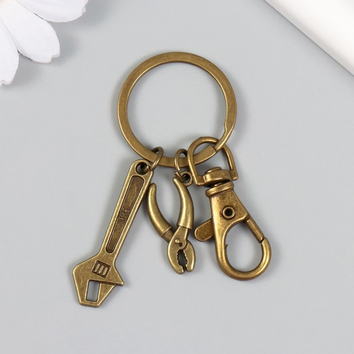 Брелок металл с карабином "Инструменты" бронза 7 см