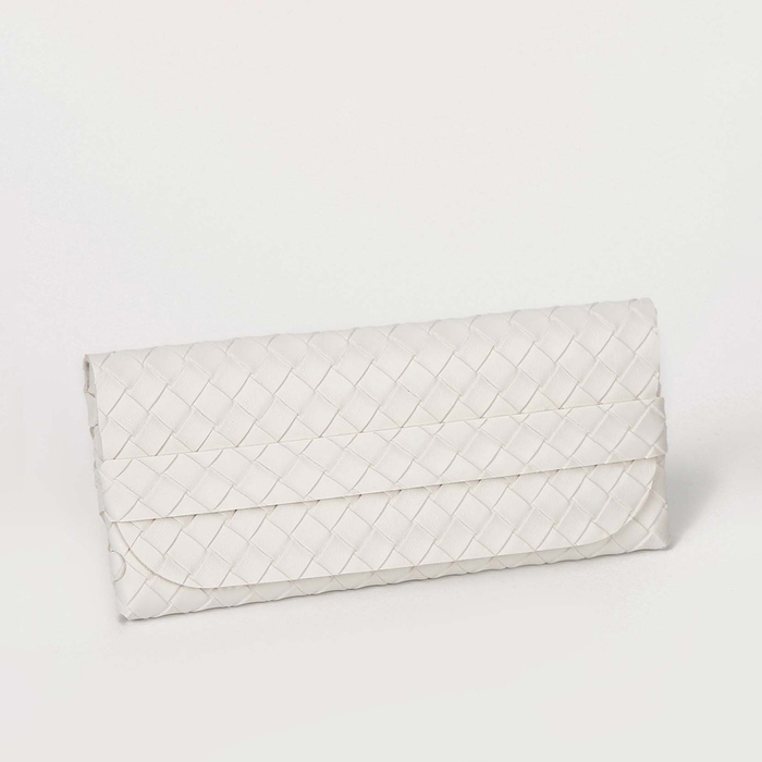 Чехол для очков на ремешке, длина 16,8 см, цвет белый Чехол для очков на ремешке, длина 16,8 см, цвет белый