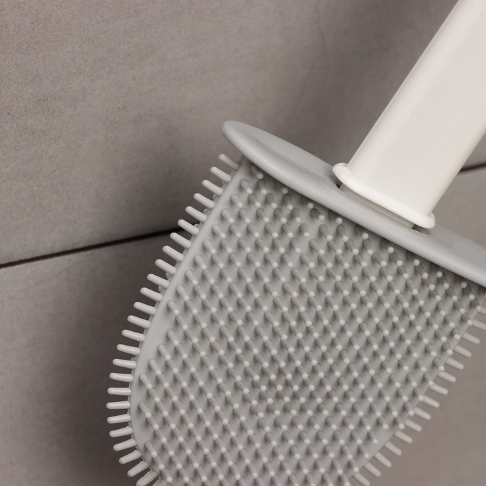 Ёршик для унитаза силиконовый Доляна «Лилу», 4,3×9,5×36 см, цвет белый