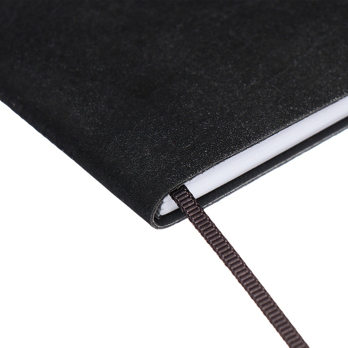 Еженедельник датир 2025г 175х95мм мягк обл иск кож 64л ESCALADA, бл тис, бл 70 г/м²,чёрный Еженедельник датир 2025г 175х95мм мягк обл иск кож 64л ESCALADA, бл тис, бл 70 г/м²,чёрный