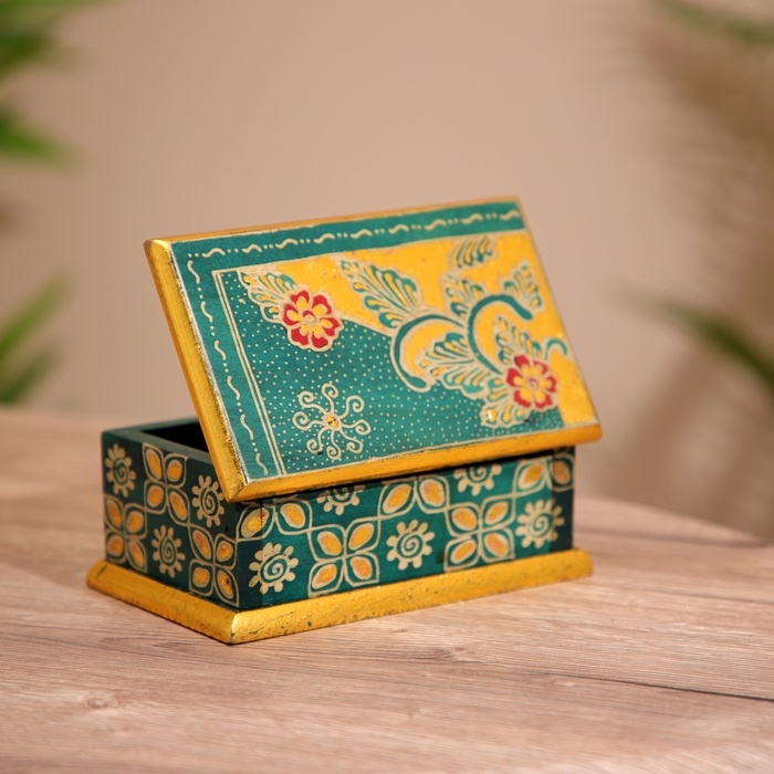 Шкатулка деревянная, батик 16х11х8 см Шкатулка деревянная, батик 16х11х8 см