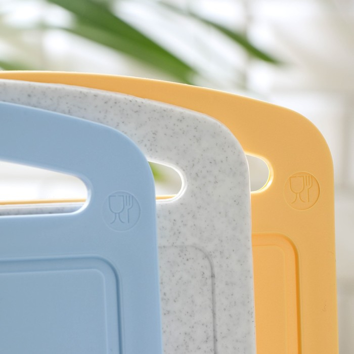 Набор разделочных досок, 34х24 см на подставке, 3 шт, цвет МИКС Набор разделочных досок, 34х24 см на подставке, 3 шт, цвет МИКС