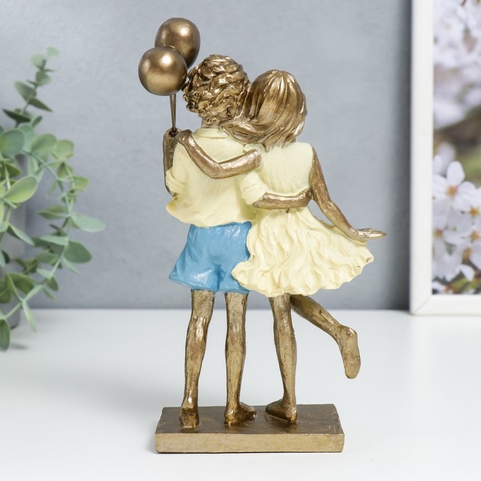 Сувенир полистоун  Сувенир полистоун "Детишки с воздушными шариками, в жёлтых нарядах" 20х5х10 см