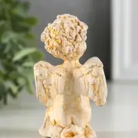 Фигура гипс "Ангел с сердцем" 6х8х5см, позолота