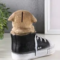 Копилка для денег &laquo;Кед со щенком Мопса&raquo;, 15.5&times;17&times;8 см