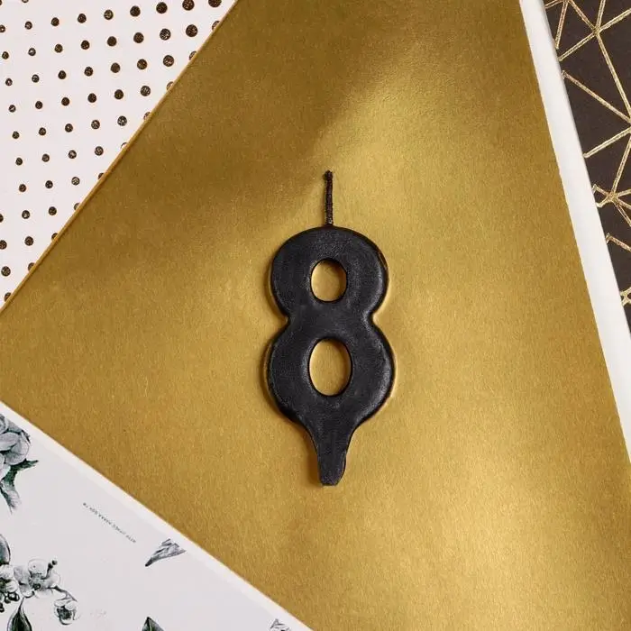 Свеча для торта, цифра &laquo;8&raquo;, чёрная, 3 х 6 см