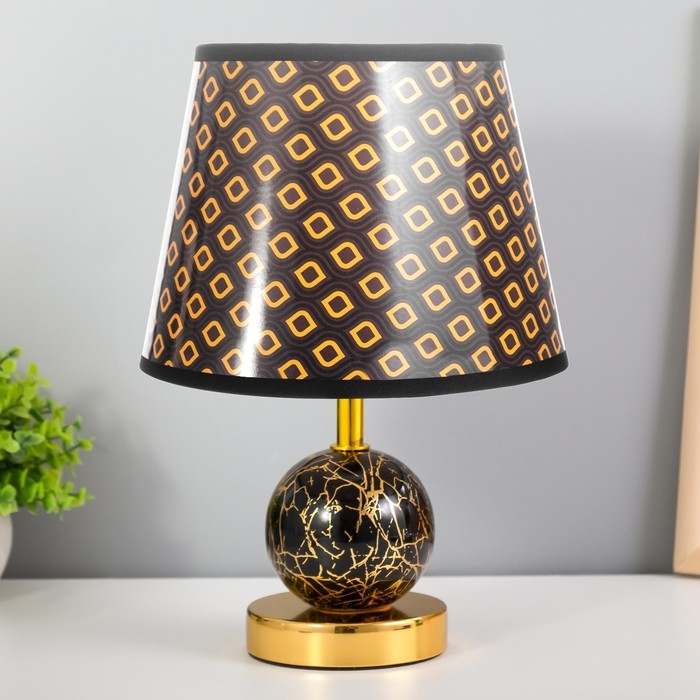 Настольная лампа Настольная лампа "Амалия" E14 40Вт черный золото 20х20х30 см RISALUX