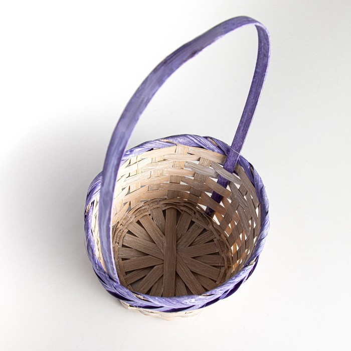 Корзина плетеная (бамбук), 17 х 9 х 30см, белая-фиолетовая Корзина плетеная (бамбук), 17 х 9 х 30см, белая-фиолетовая