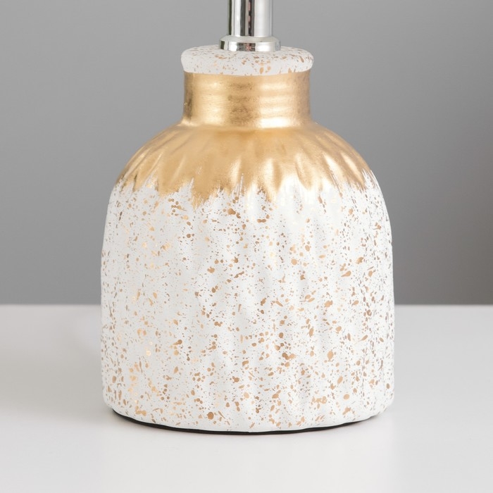 Настольная лампа Настольная лампа "Луиза" Е14 40Вт бело-золотой 20х20х32 см