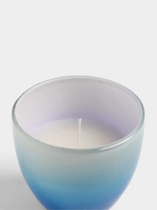 Свеча ароматическая в стеклянном подсвечнике 85 г, снежная зима