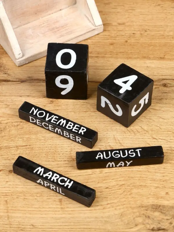 Календарь настольный «Мопед», 14×5.5×14 см, дерево, синий Календарь настольный «Мопед», 14×5.5×14 см, дерево, синий