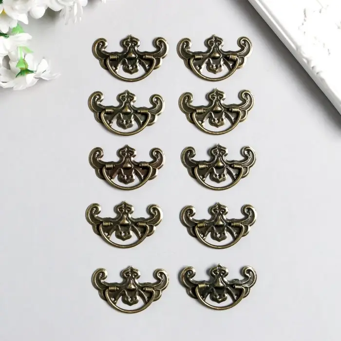 Ручка для шкатулки Ручка для шкатулки "Сибирь" 2,5х4,4 см С-203