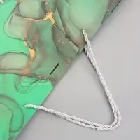 Пакет подарочный "Мрамор", зеленый с бантиком, 43 х 32 х 14 см