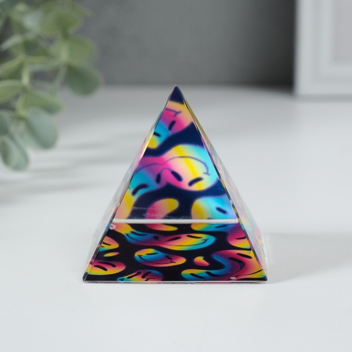 Сувенир стекло пирамида Сувенир стекло пирамида "Смайлы" 6х6х6 см