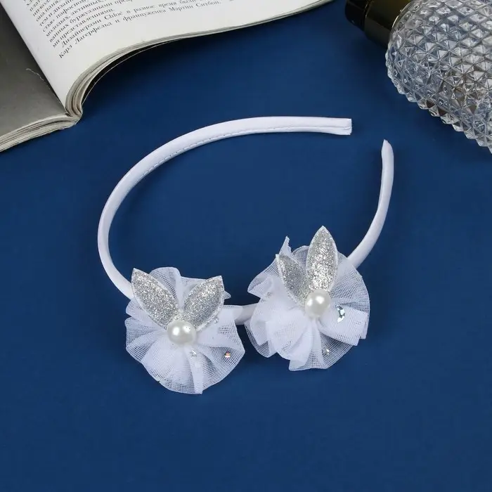 Ободок для волос «Школьница», ушки бусинки, d=5 см, 1 см, белый Ободок для волос «Школьница», ушки бусинки, d=5 см, 1 см, белый