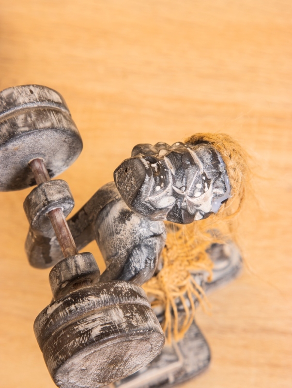 Сувенир «Аборигены силач», 11×11×18 см, дерево Сувенир «Аборигены силач», 11×11×18 см, дерево