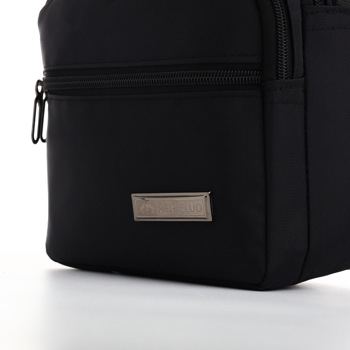 Сумка мужская на молниях, 3 наружных кармана, цвет чёрный Сумка мужская на молниях, 3 наружных кармана, цвет чёрный