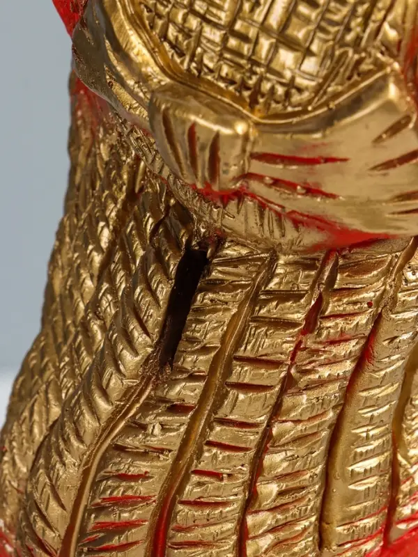 Копилка "Лошадка с ромашкой" 28х17х21 см, красный с золотом