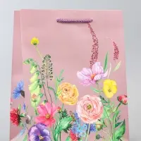 Пакет подарочный ламинированный вертикальный &laquo;Цветочный узор&raquo;, 18&times;22.3&times;10 см