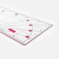 Линейка для квилтинга и пэчворка, с транспортиром, 30&times;15 см, розовая