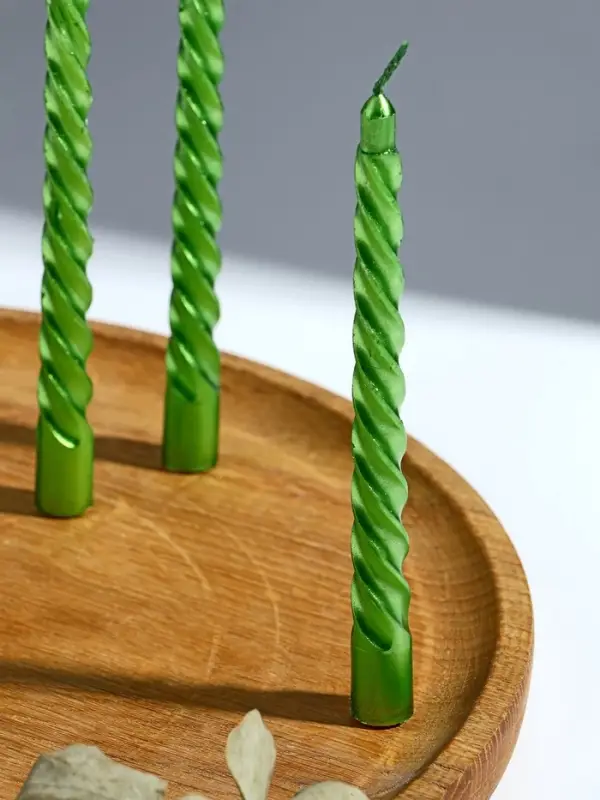 Свечи витые Свечи витые "С Новым годом. Конь и пуансеттия", 4 шт, 6,8 х 16 х 2 см