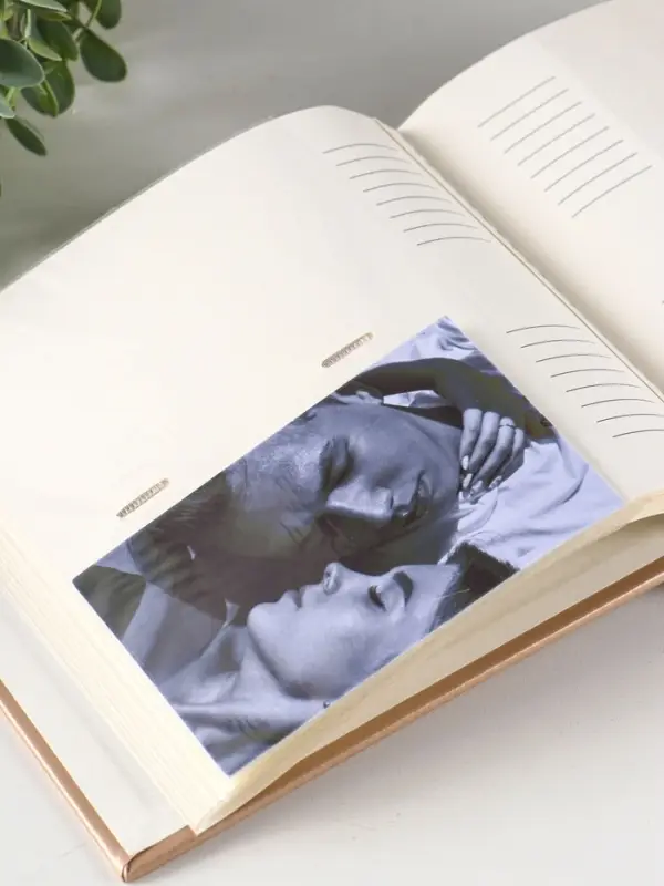 Фотоальбом Делюкс 200ф 10X15см, бум.карм.с мемо, книжн. пер-т, бежевый