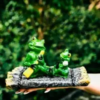 Садовая фигура 17 х 11 х 9,5 см "Лягушки на плоту" Водоплавающая Садовая фигура 17 х 11 х 9,5 см "Лягушки на плоту" Водоплавающая