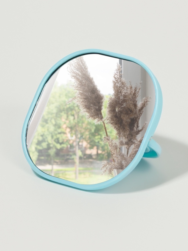 Зеркало карманное «Узор», с подставкой, 8 × 8 см, цвет МИКС