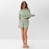 Костюм женский (футболка и шорты) KAFTAN Plushy р. 48-50, зеленый