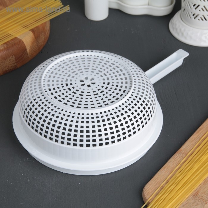 Дуршлаг кухонный, d=19 см, с ручкой, цвет белый Дуршлаг кухонный, d=19 см, с ручкой, цвет белый