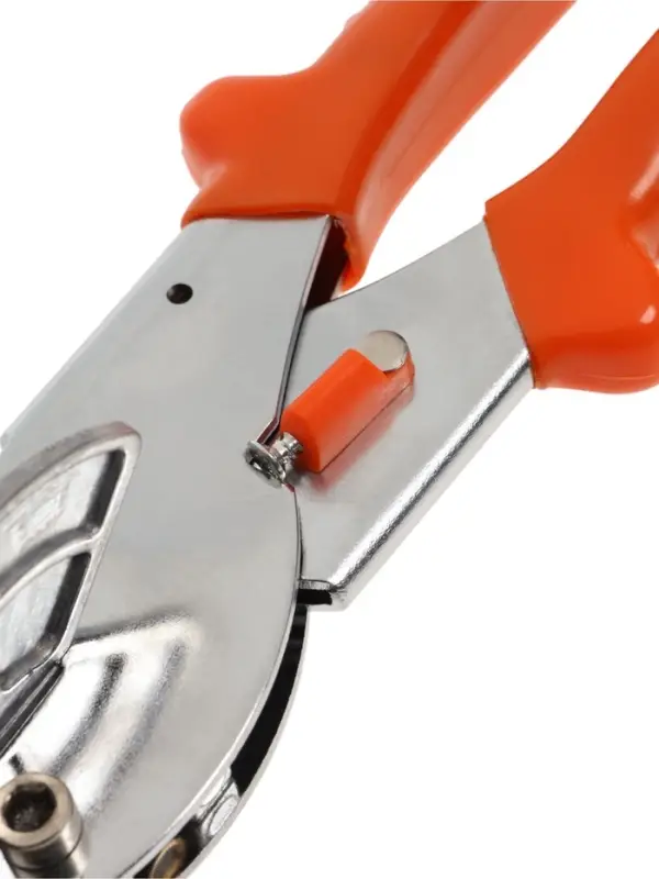 Ножницы универсальные ТУНДРА, SK5, по пластику, резине, дереву, металлу, 45 - 135&deg;, 220 мм