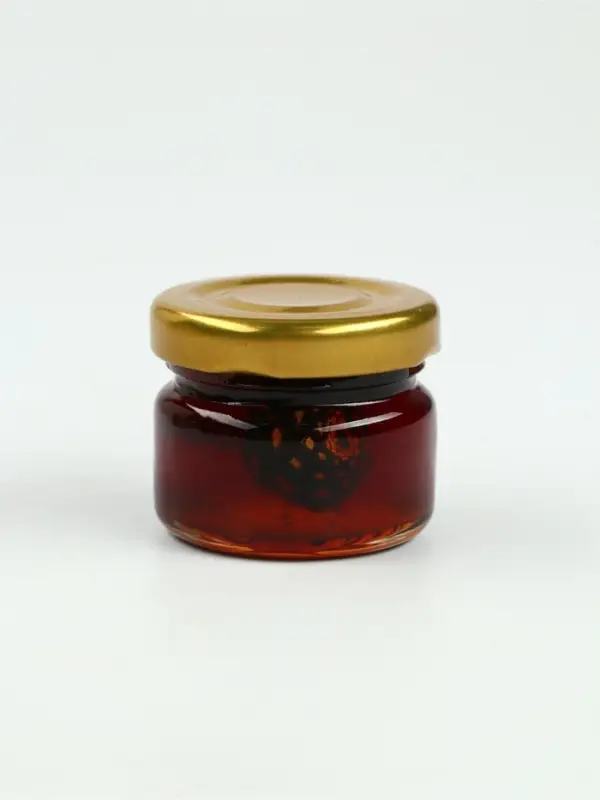 Подарочный набор в железной банке «Черная икра» : чай 50 г., монпансье 100 г., варенье 30 гр., открытка Подарочный набор в железной банке «Черная икра» : чай 50 г., монпансье 100 г., варенье 30 гр., открытка