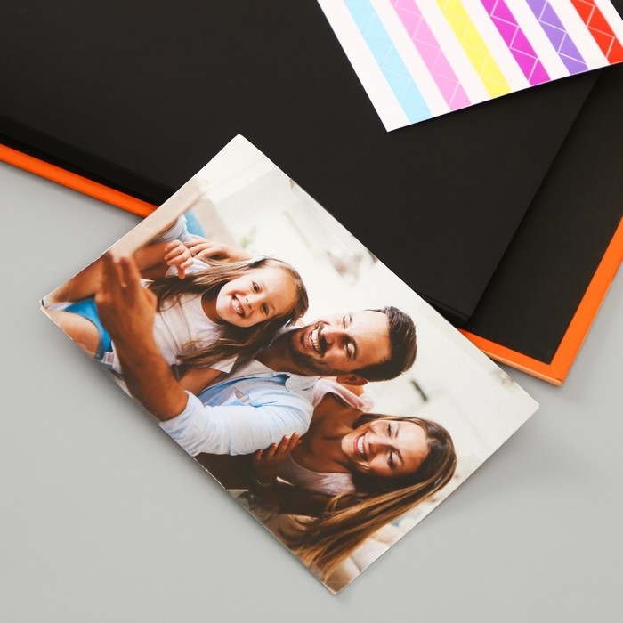 Фотоальбом 25 листов (уголки+кольца) Фотоальбом 25 листов (уголки+кольца) "Звезда" тиснение 19х27х3 см