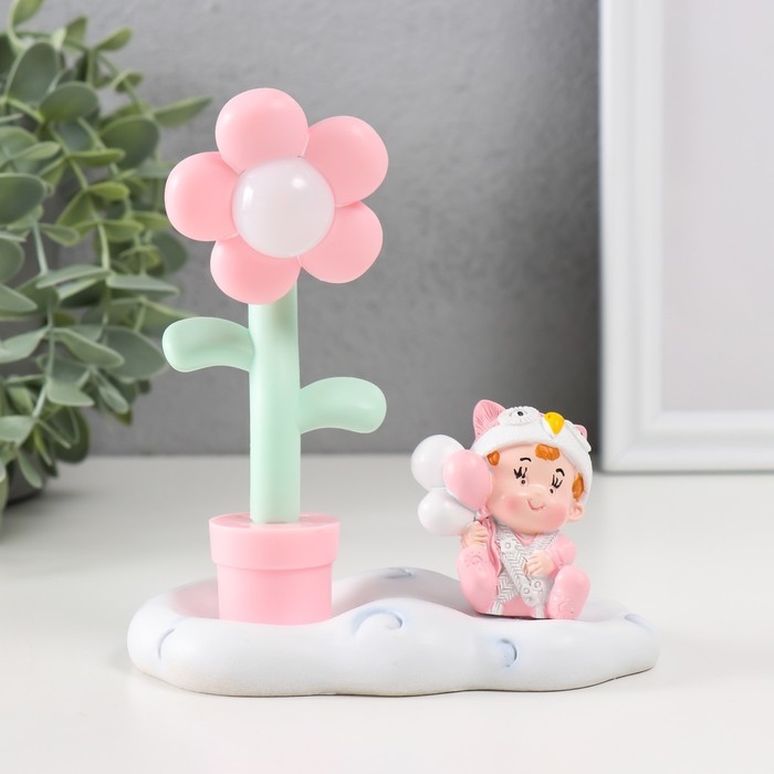 Сувенир пластик свет  Сувенир пластик свет "Малышка в забавной шапке" МИКС 12х6,7х13 см