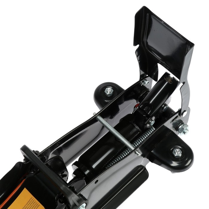 Домкрат подкатной гидравлический ТУНДРА ПРОФИ, подъем/низкий подхват 360/80 мм, 2 т Домкрат подкатной гидравлический ТУНДРА ПРОФИ, подъем/низкий подхват 360/80 мм, 2 т