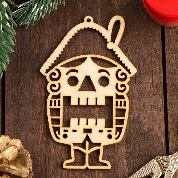 Набор ёлочных игрушек Набор ёлочных игрушек "Щелкунчик", 3шт, 60 х 95мм