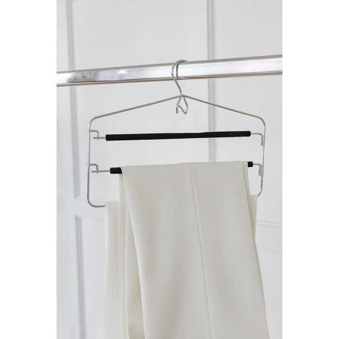 Плечики - вешалка для одежды LaDо́m Doux, 37×31см, многоуровневая, антискользящее покрытие, цвет чёрный Плечики - вешалка для одежды LaDо́m Doux, 37×31см, многоуровневая, антискользящее покрытие, цвет чёрный