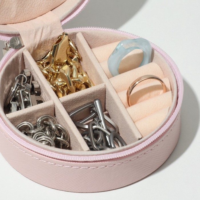 Органайзер для хранения украшений «Шкатулка портативная круг», 9,8×9,8×4,5 см, цвет розовый Органайзер для хранения украшений «Шкатулка портативная круг», 9,8×9,8×4,5 см, цвет розовый