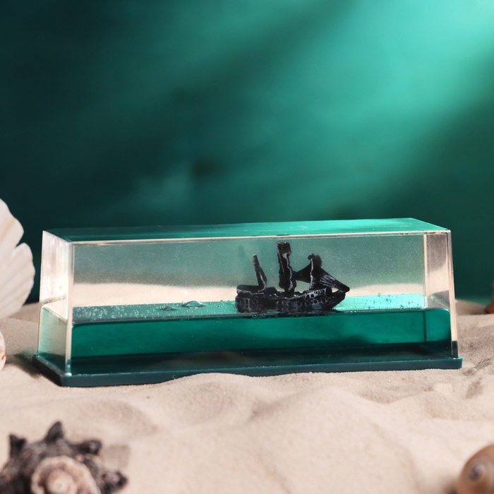 Корабль в жидкости, антистресс "Черная жемчужина" 15 х 5.5 х 5.3 см