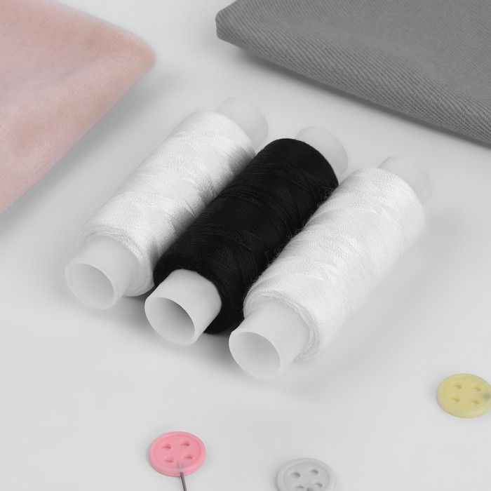 Набор ниток «Домино», 45ЛЛ, 150 м, 3 шт, цвет чёрный/белый МИКС Набор ниток «Домино», 45ЛЛ, 150 м, 3 шт, цвет чёрный/белый МИКС