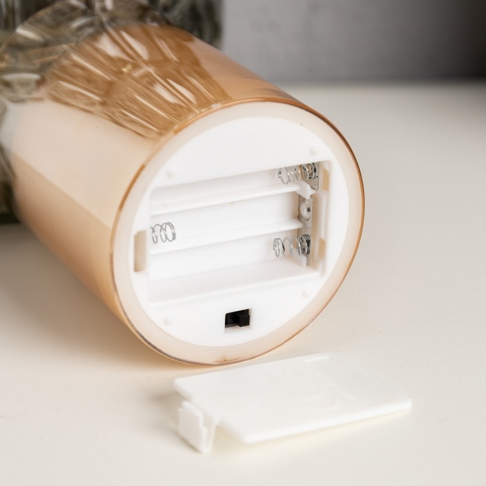 Светодиодная свеча золотистая, 7.5 × 10 × 7.5 см, воск, пластик, батарейки АААх3 (не в комплекте), свечение тёплое белое Светодиодная свеча золотистая, 7.5 × 10 × 7.5 см, воск, пластик, батарейки АААх3 (не в комплекте), свечение тёплое белое