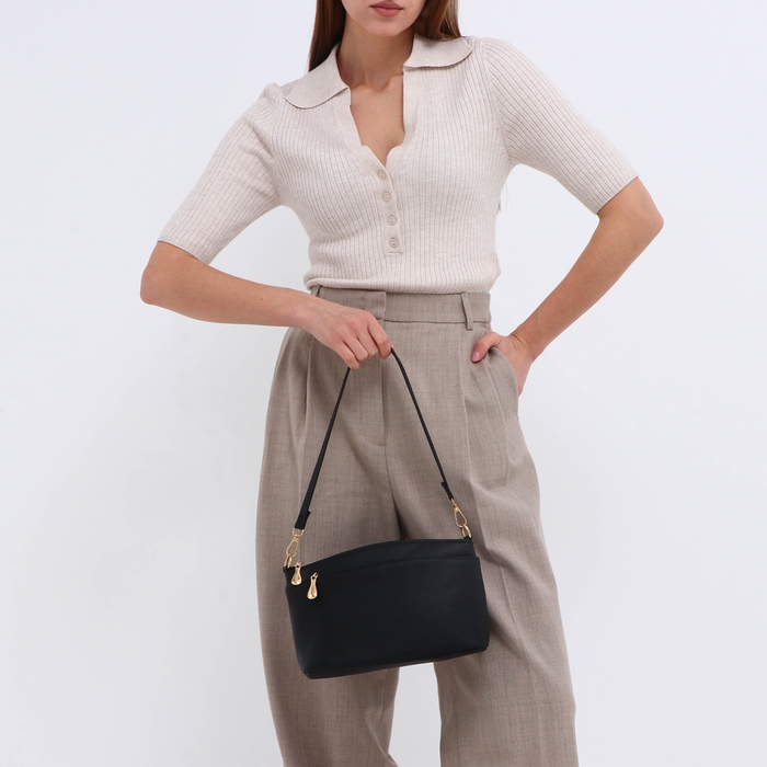 Сумка женская кросс-боди на молнии, цвет чёрный