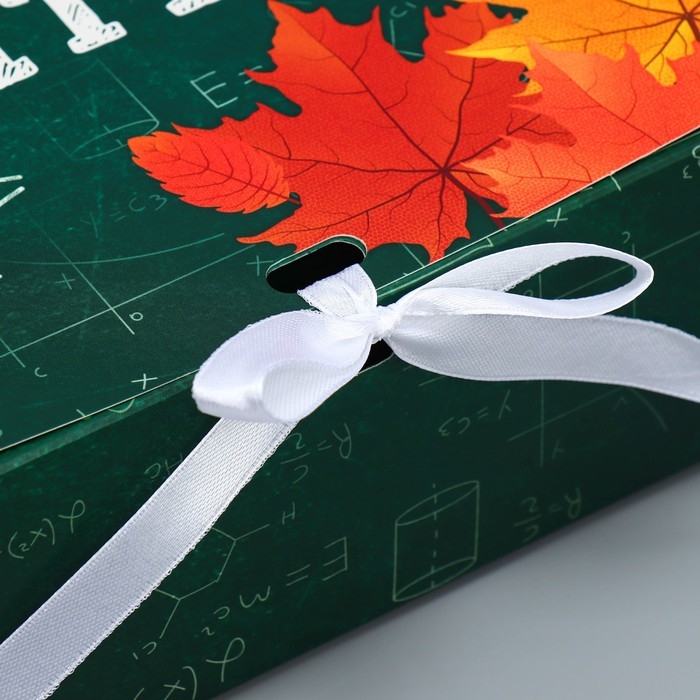 Коробка подарочная, упаковка, «Классному учителю», 31 х 24.5 х 8 см Коробка подарочная, упаковка, «Классному учителю», 31 х 24.5 х 8 см