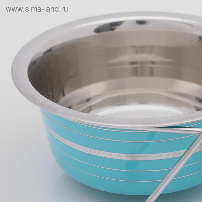 Набор из 2 цветных мисок на подставке, 2 х 450 мл Набор из 2 цветных мисок на подставке, 2 х 450 мл