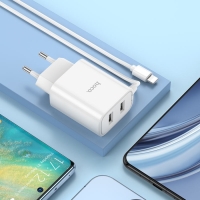 Сетевое зарядное устройство Hoco C103A, 2 USB, 2.1 А, встроенный кабель Lightning, 1 м,белое