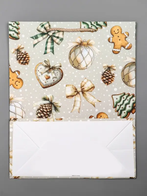 Пакет подарочный новогодний ламинированный, «Набор Новогодних игрушек» , 26×12×32 см Пакет подарочный новогодний ламинированный, «Набор Новогодних игрушек» , 26×12×32 см