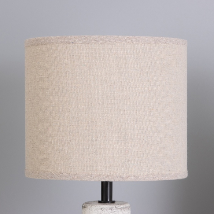 Лампа настольная Лампа настольная "Крим" 1х40Вт Е14 белый/серый 18х18х29см