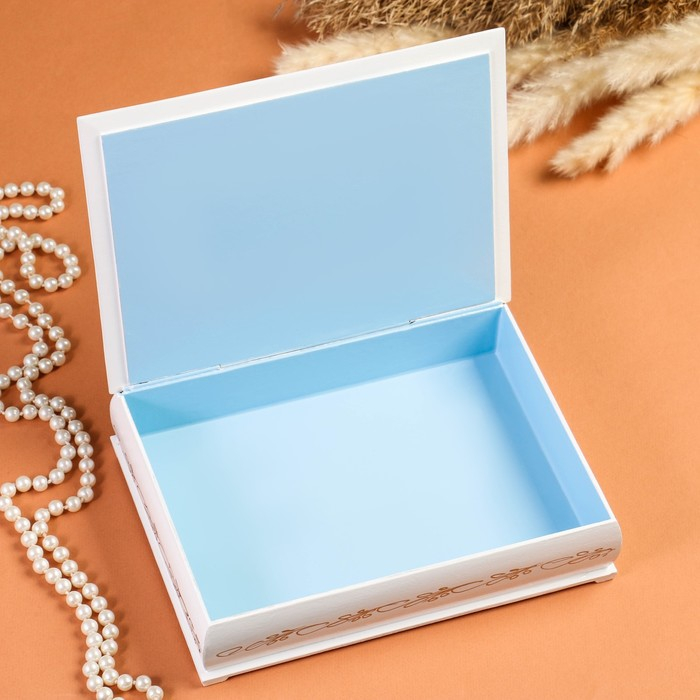 Шкатулка «Ветка розы», белая, 16×22 см, лаковая миниатюра Шкатулка «Ветка розы», белая, 16×22 см, лаковая миниатюра