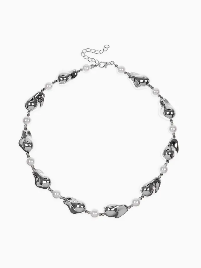 Бусы &laquo;Жемчуг Борокко&raquo;, белые в серебре 40 см