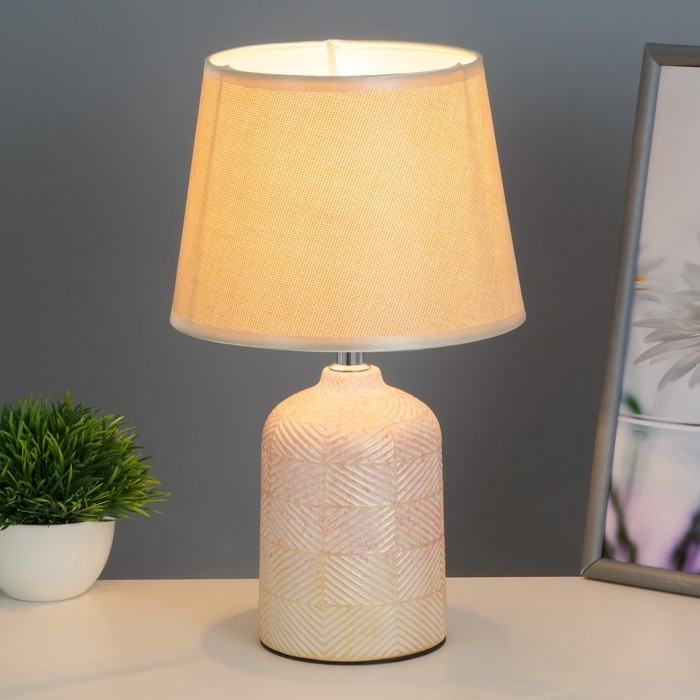 Настольная лампа Настольная лампа "Джина" Е14 40Вт бежевый 20х20х33 см RISALUX